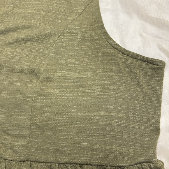 Wonderly Olive Split Neck Sleeveless Tunic Top Women’s 2X - Picture 6 of 13